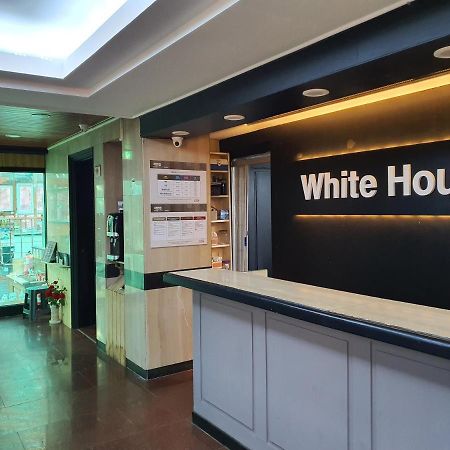 White House Sokcho Exterior foto