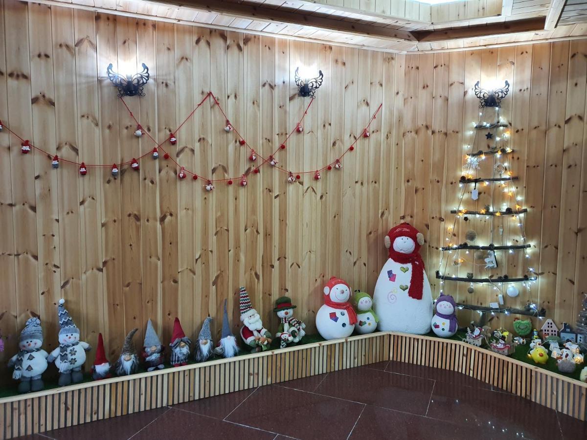 White House Sokcho Exterior foto